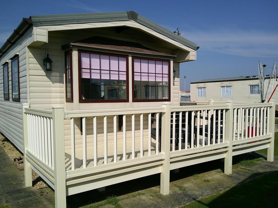 Property building, Balcony/Terrace