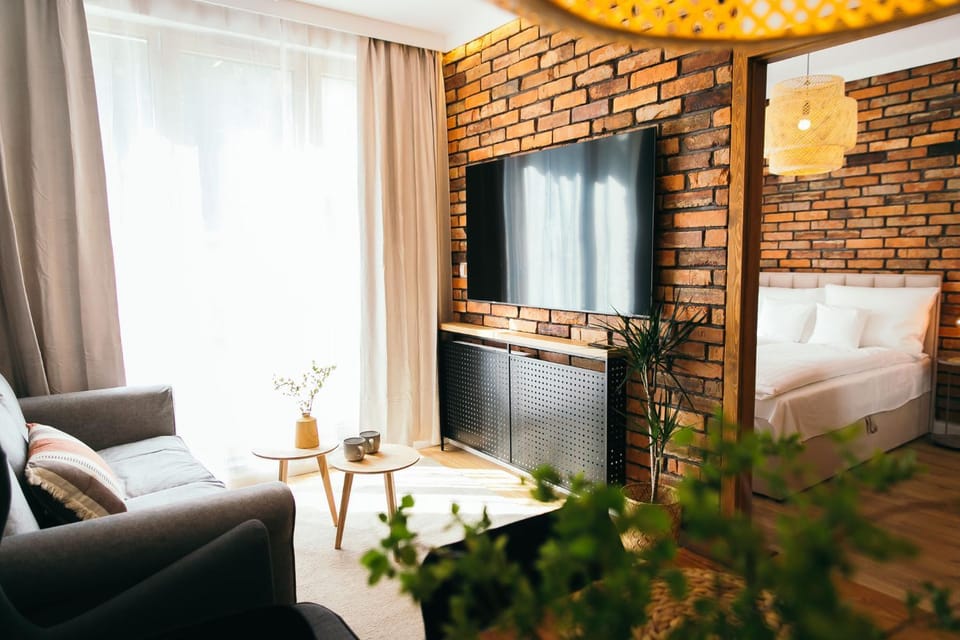 TV and multimedia, Living room, Photo of the whole room, Seating area