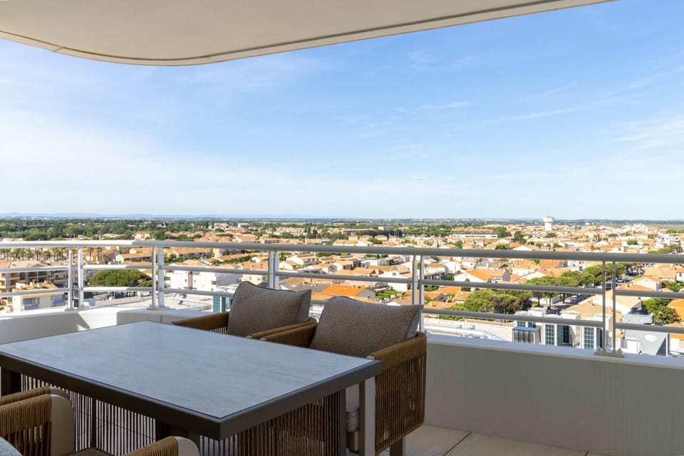 ValrasLoc Panarea avec grande terrasse Apartment in Occitanie