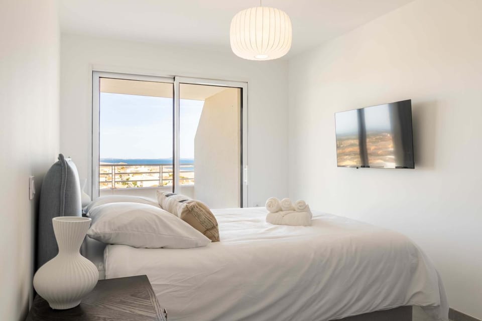 ValrasLoc Panarea avec grande terrasse Apartment in Occitanie