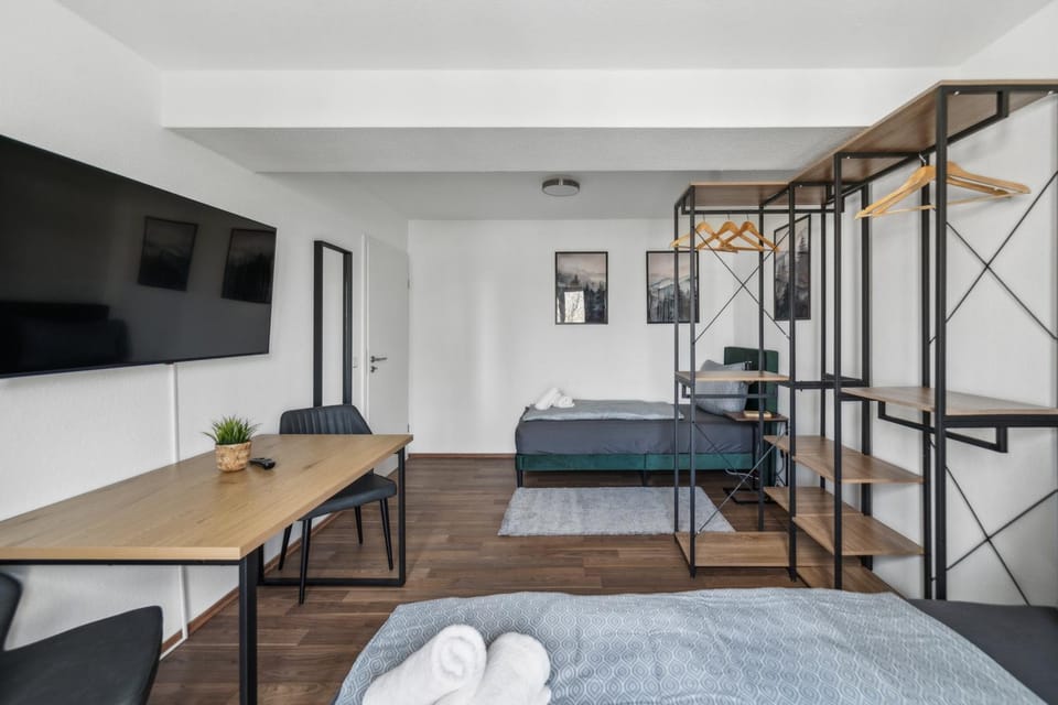Bed, Photo of the whole room, Seating area, wardrobe