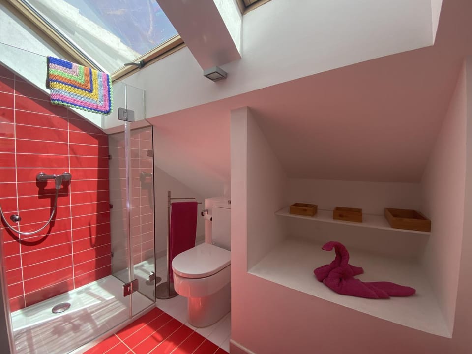 Shower, Toilet, Bathroom