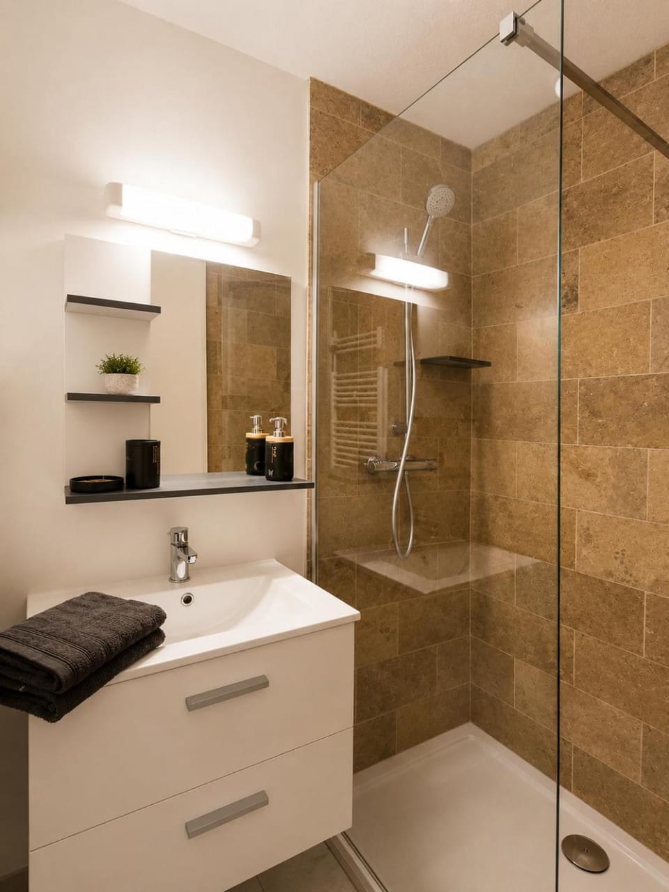 Shower, Bathroom, towels