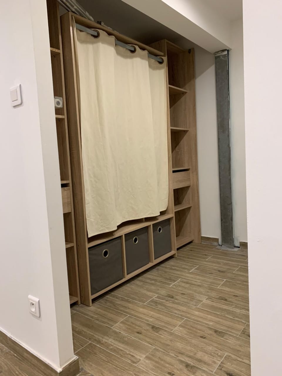 wardrobe