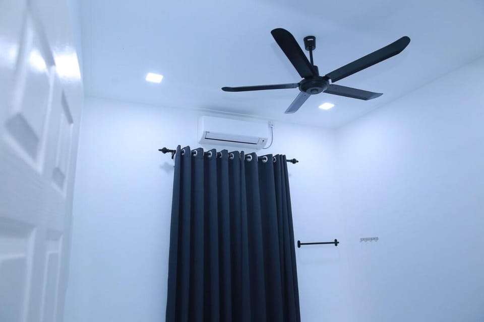 Green Dream Homestay 2&3 KB Town 6 Aircond Rooms with Wifi & Netflix House in Malaysia