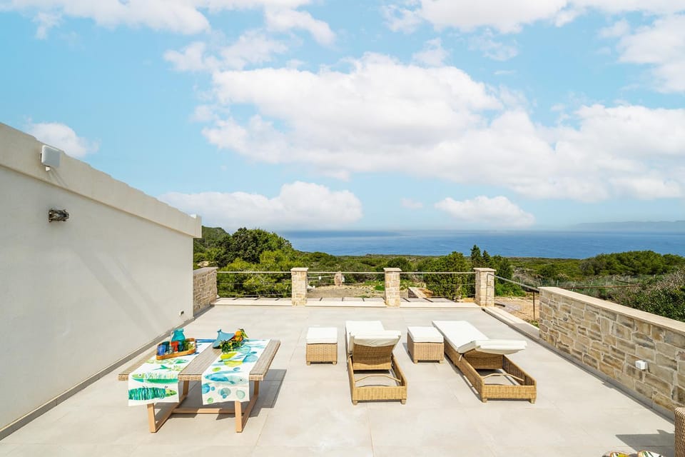 Balcony/Terrace, Balcony/Terrace, Sea view, sunbed