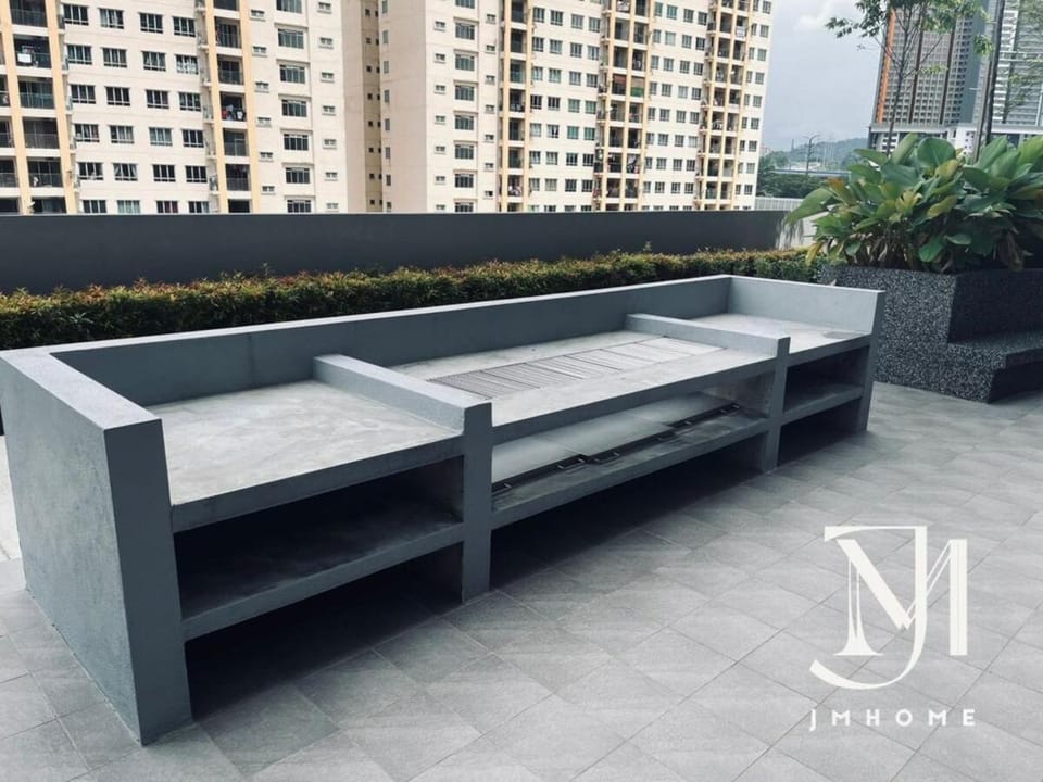 Majestic Maxim UCSI 2R near MRT #22 Apartment in Federal Territory of Kuala Lumpur