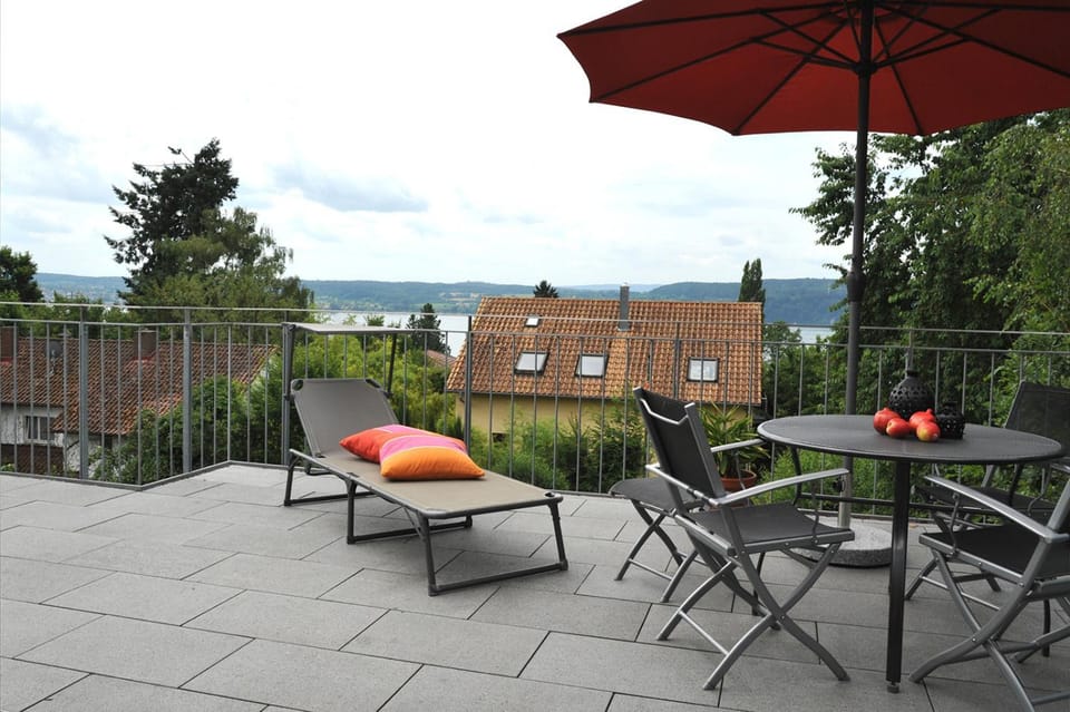 Balcony/Terrace, Lake view