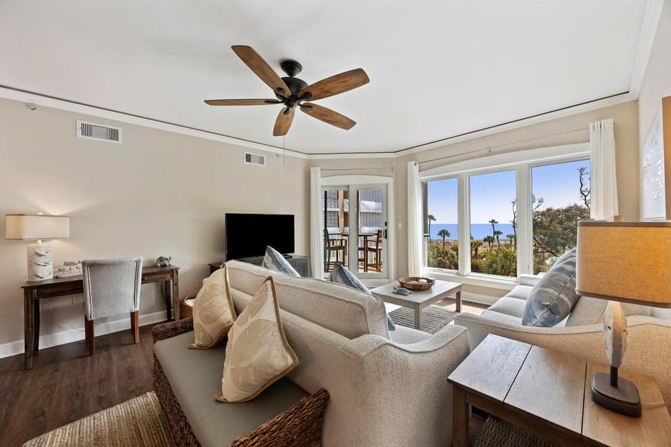 3302 Windsor Court South Villa in Hilton Head Island