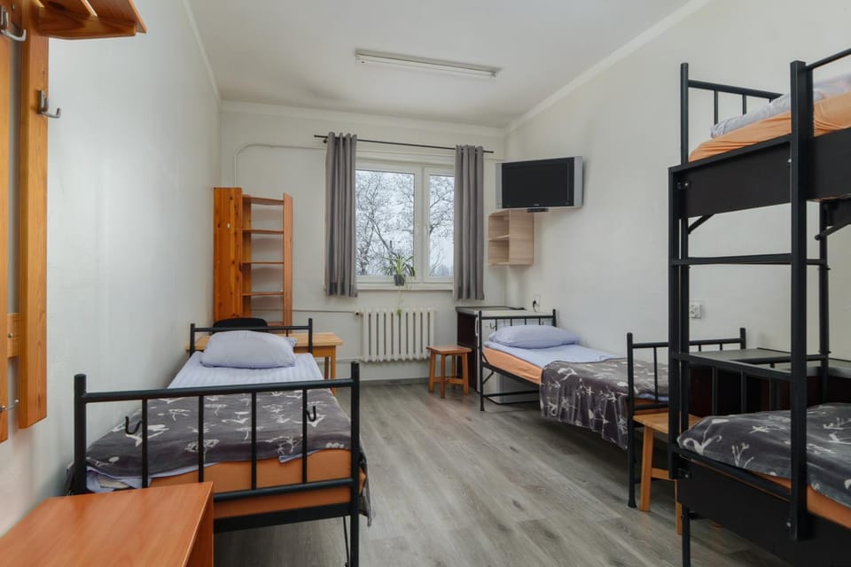 Photo of the whole room, bunk bed