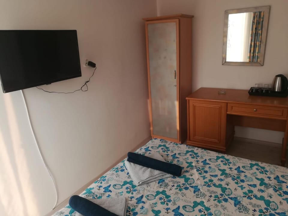Özmert otel Bed and Breakfast in Antalya