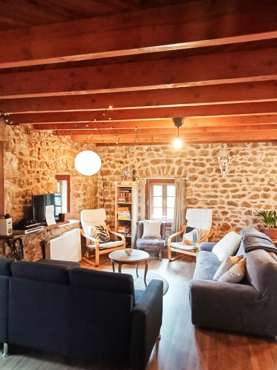 Communal lounge/ TV room, Living room, Seating area