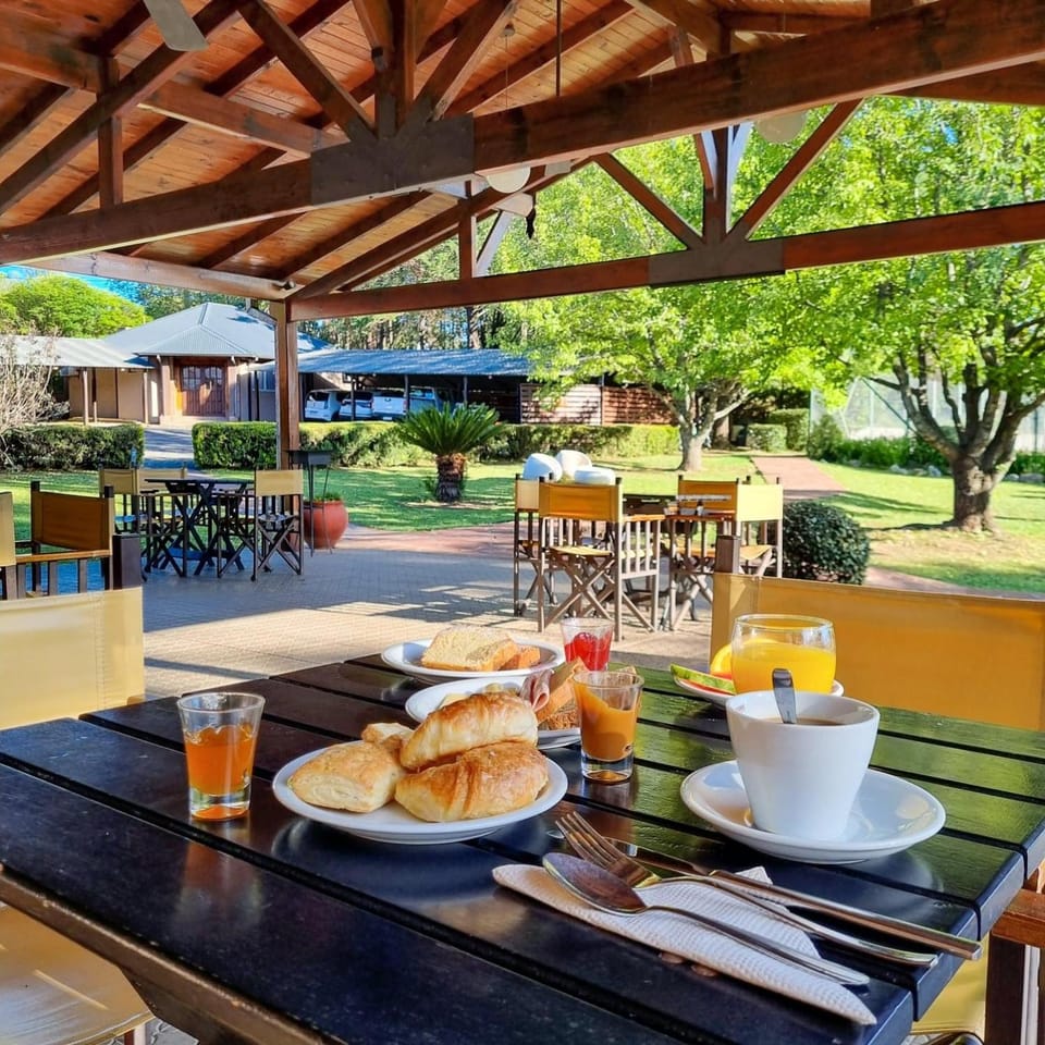 Lobby or reception, Garden view, Breakfast