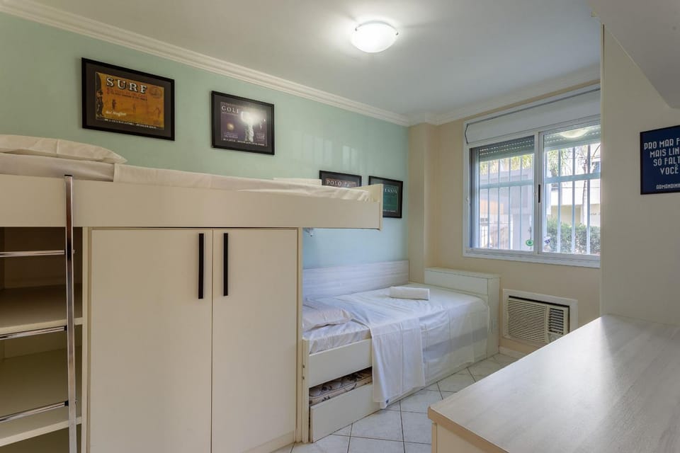 Spacious apt w/ pool 750m from beach CHR025 Apartment in Florianopolis