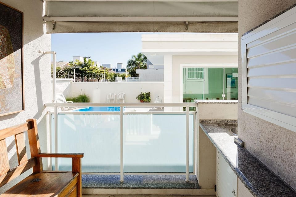 Spacious apt w/ pool 750m from beach CHR025 Apartment in Florianopolis
