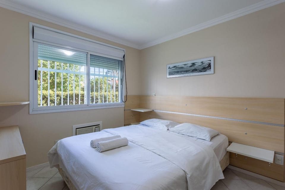 Spacious apt w/ pool 750m from beach CHR025 Apartment in Florianopolis