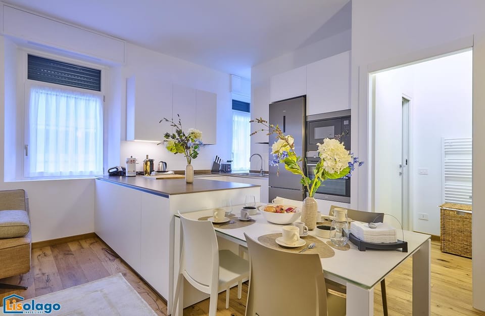 Food close-up, Kitchen or kitchenette, Living room, kitchen
