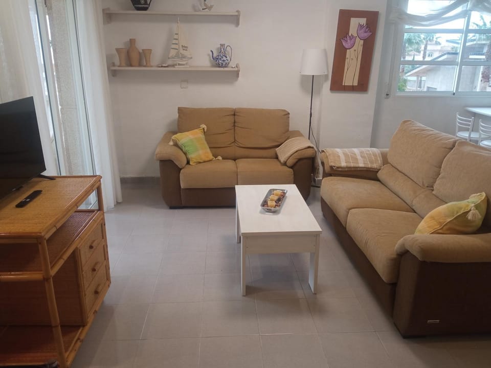 VENEZIOLA SUNSET BEACH, sea, pool, soccer court, garden & barbecue Apartment in Region of Murcia