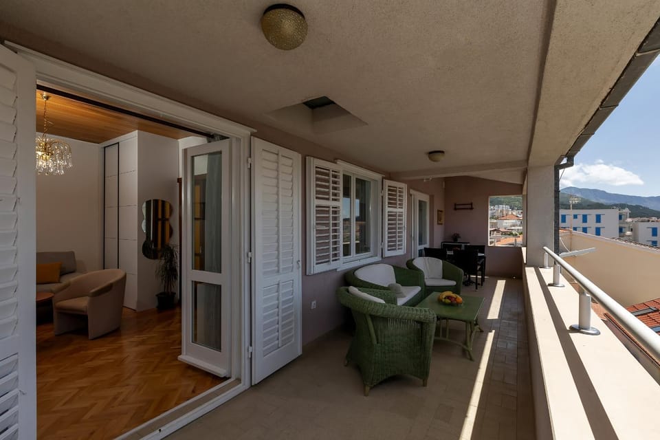 Balcony/Terrace, Seating area