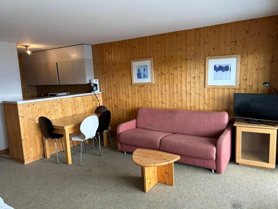 Communal lounge/ TV room, Living room