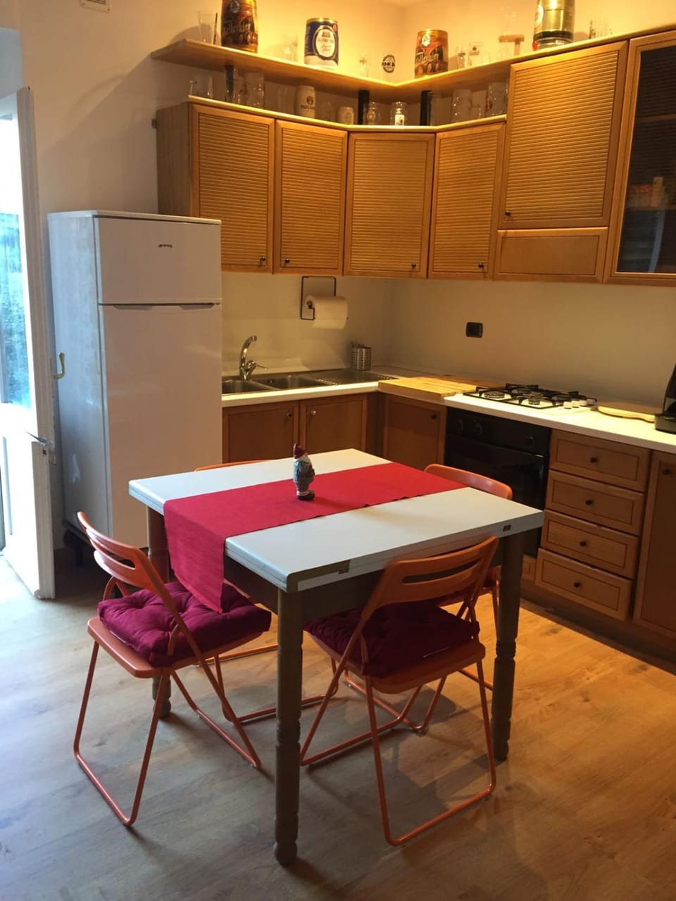 J02 - Jesi, quadrilocale piano terra con giardino Apartment in Umbria