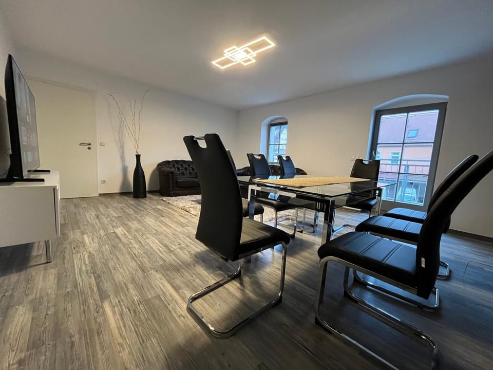 TV and multimedia, Living room, Dining area
