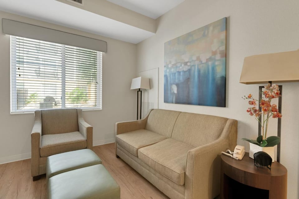 Simplicity At the Rim 1107 I Spacious 1 Bed 1 Bth Apartment in San Antonio