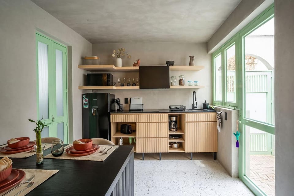 Kitchen or kitchenette
