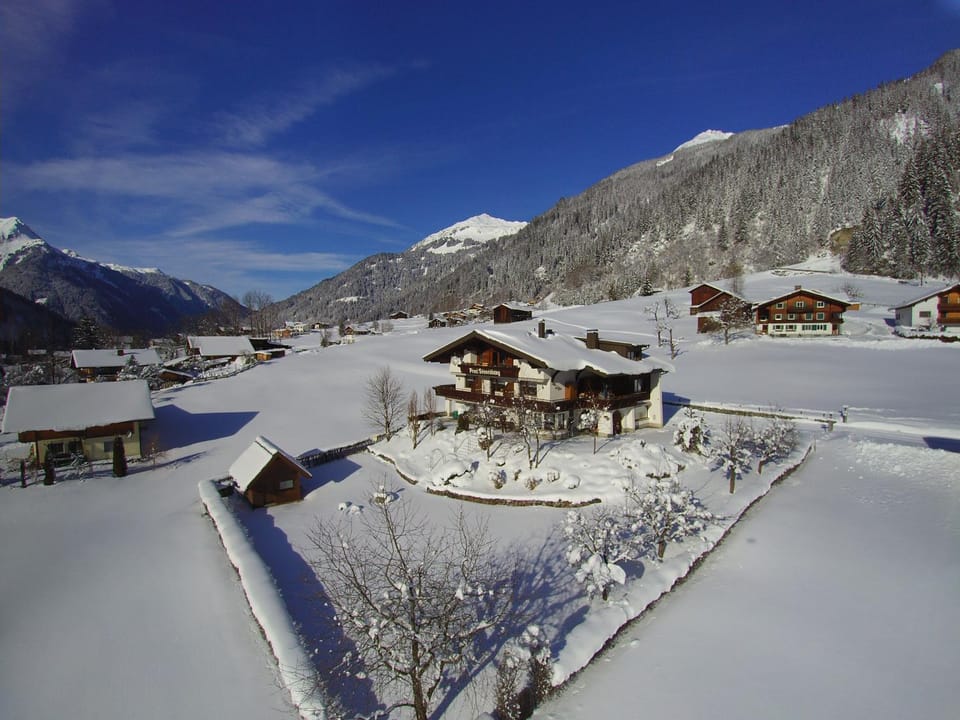 Bird's eye view, Garden, Mountain view