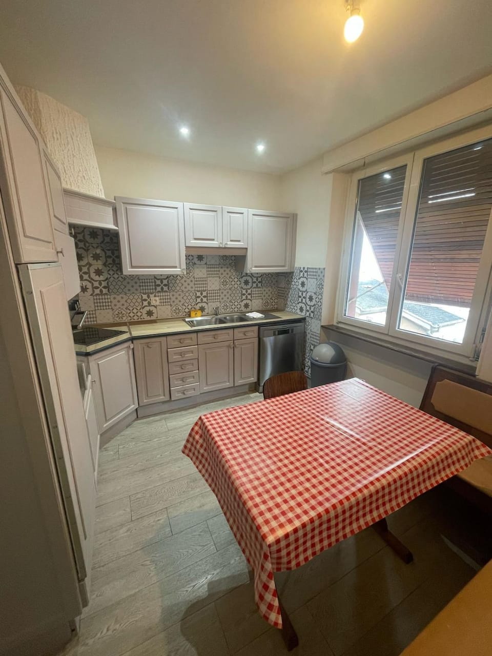 Large Apartment Free Parking Mulhouse Apartment in Mulhouse