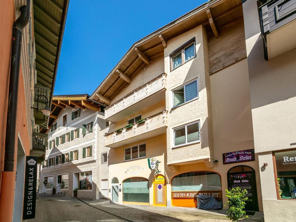 Property building, Summer
