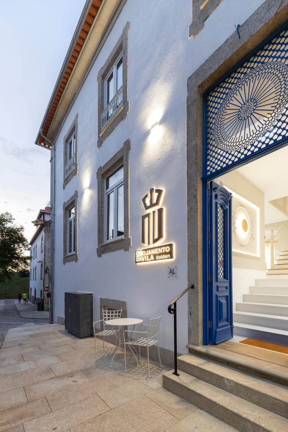 Property building, Facade/entrance