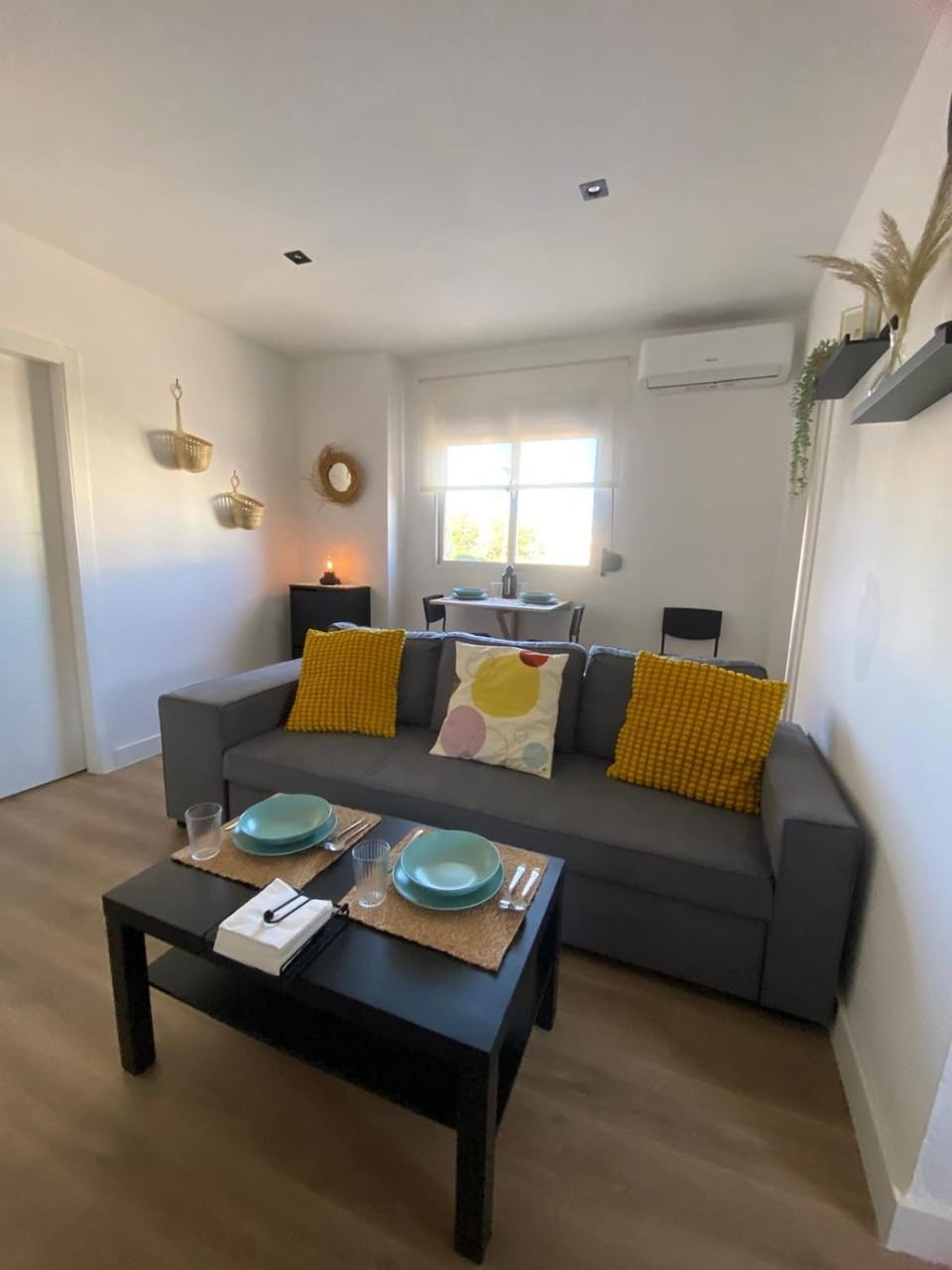 Communal lounge/ TV room, Living room