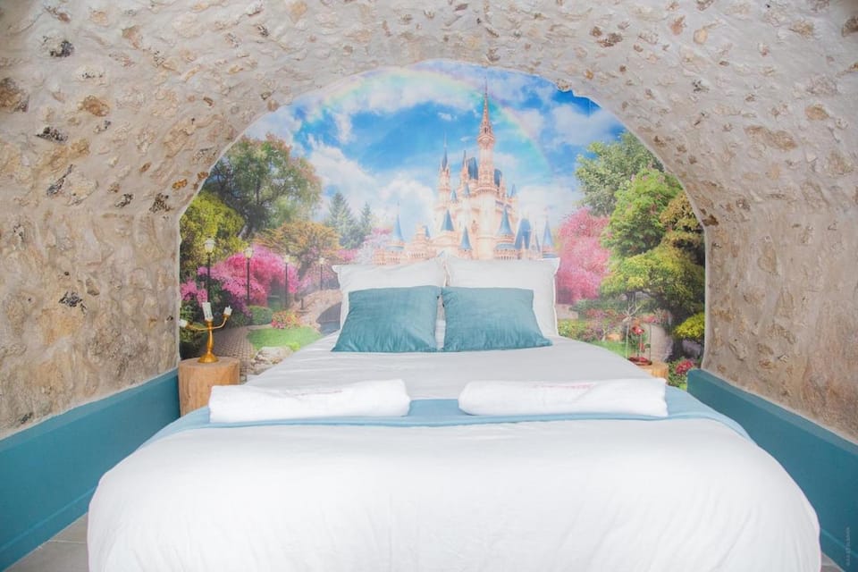 L'enchantée, 6 people, 15 min Disneyland Paris, BBQ Apartment in Île-de-France