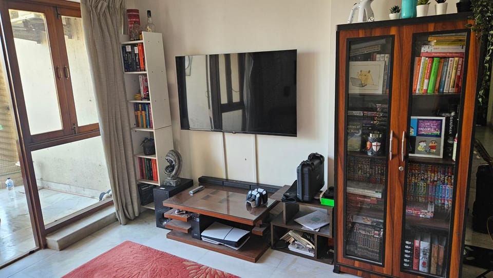 Quaint Quiet Room Vacation rental in Noida
