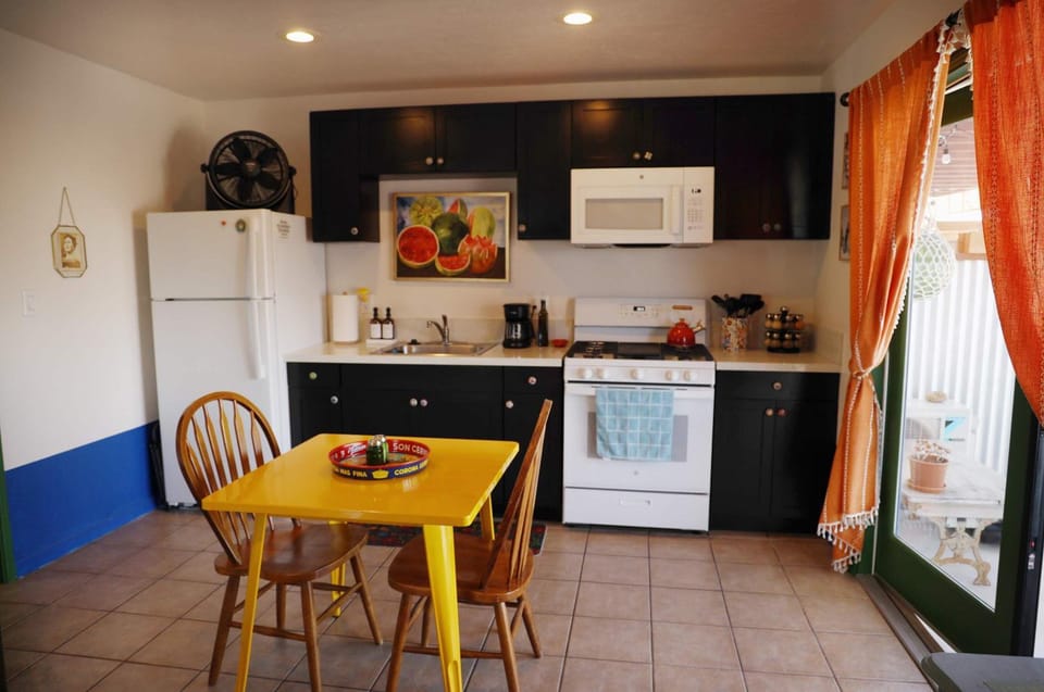 Colorful Casita Frida 1BD Retreat by Balboa Park Apartment in San Diego