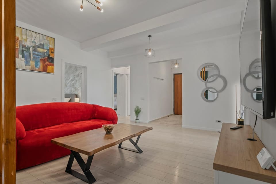 Urban Heaven in Piata Universitatii Apartment in Bucharest