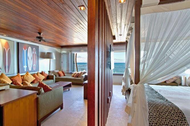 Colony Surf 102 House in Honolulu