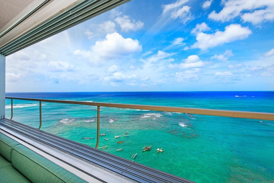 Colony Surf 1702 House in Honolulu