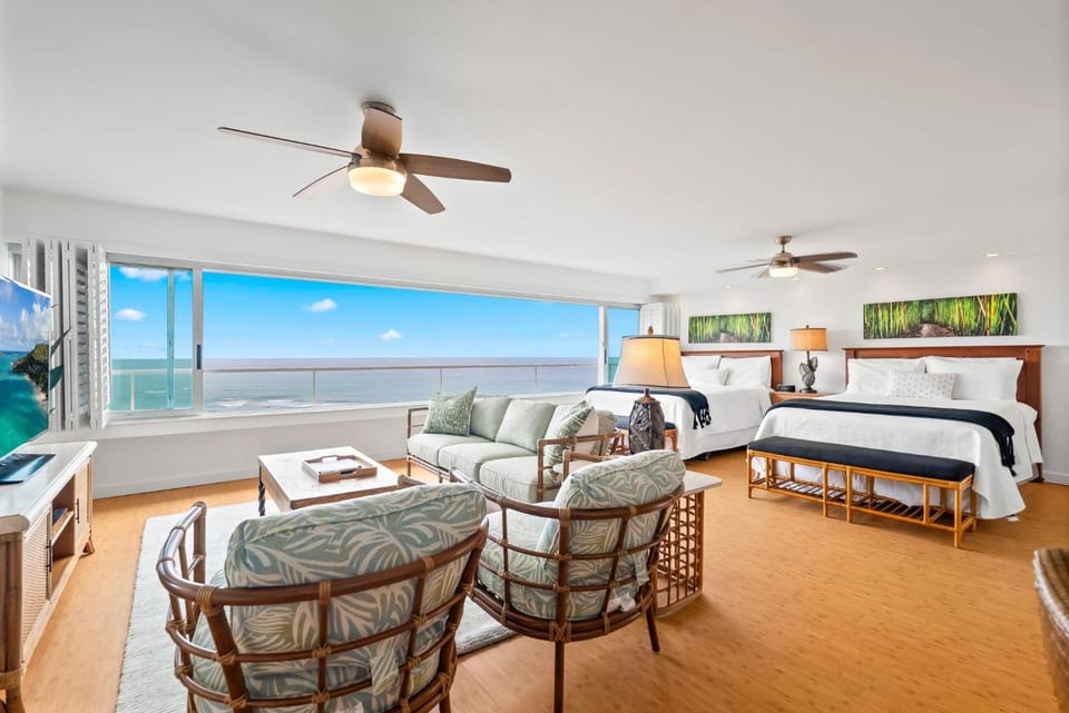 Colony Surf 1905 House in Honolulu