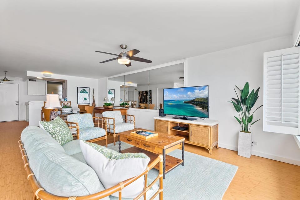 Colony Surf 1905 House in Honolulu