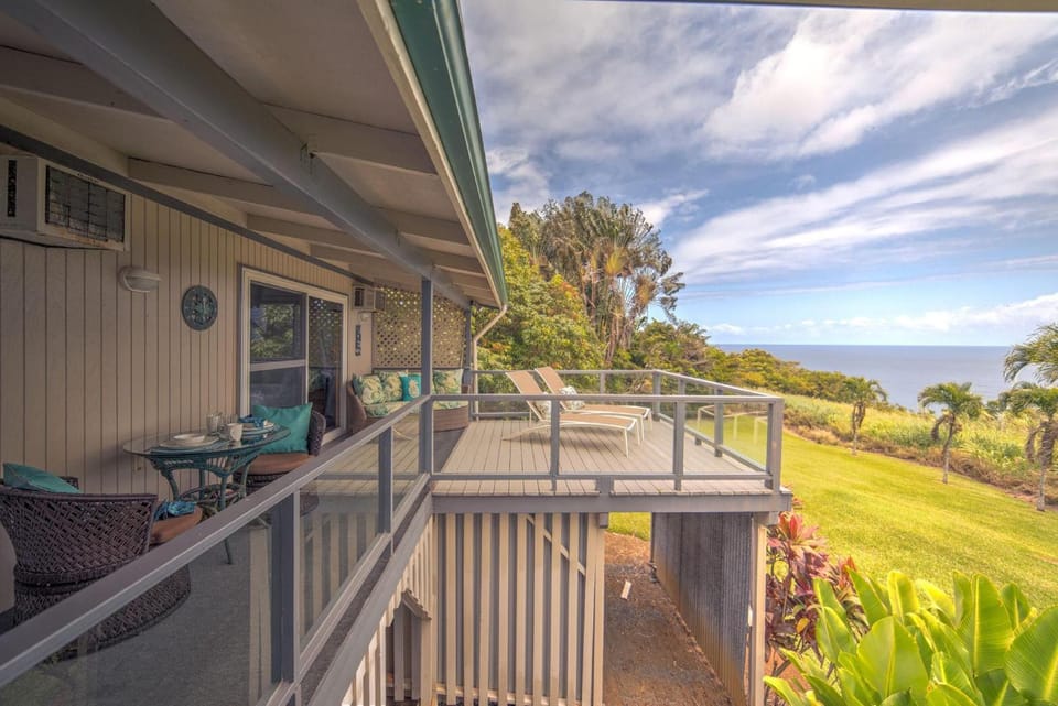 Hale Hamakua House in Papaaloa