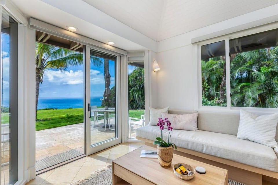 Hale Nanea House in Kilauea