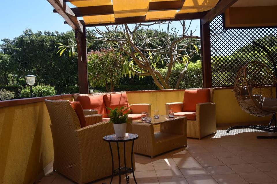 Balcony/Terrace, Garden view, furniture