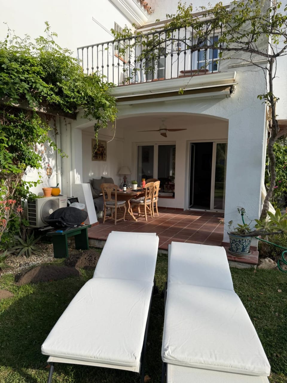 Patio, sunbed