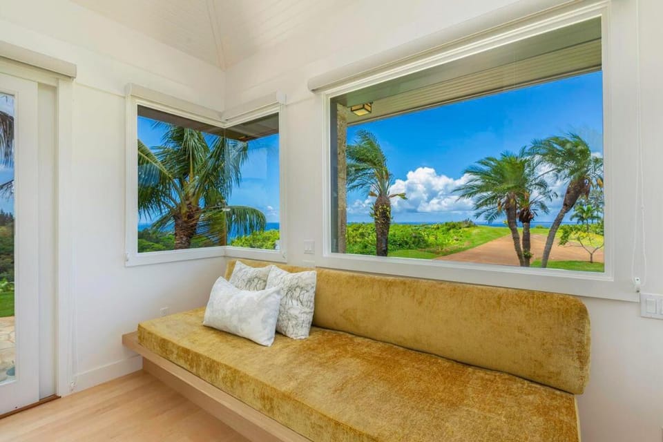 Hale Lani House in Kilauea