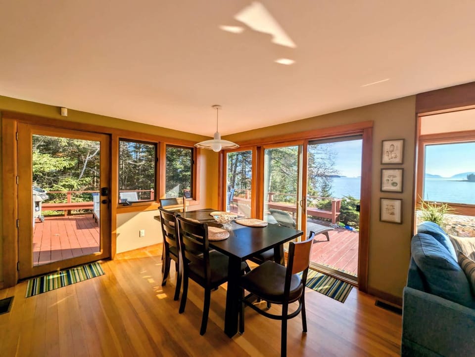 Mark's Waterfront Sea Cottage beach family Acadia House in Sullivan