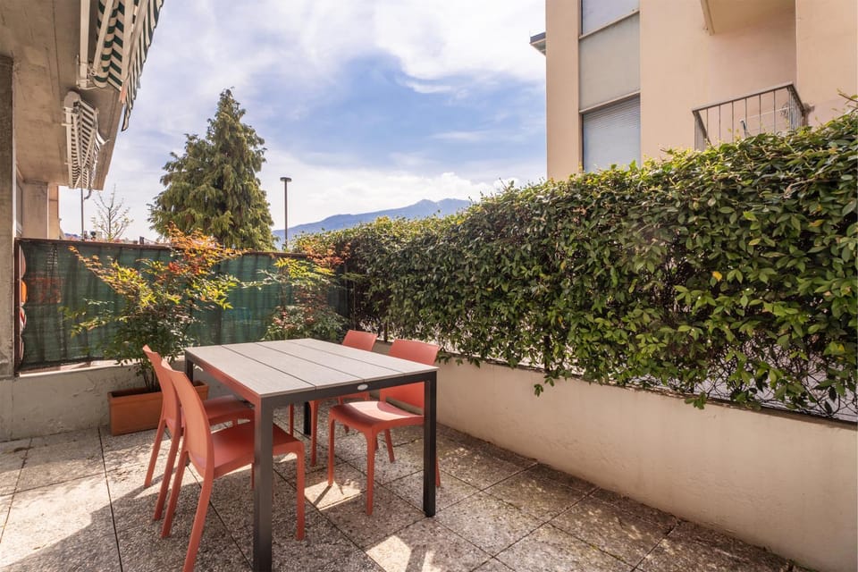 Property building, Patio, Spring, Garden, View (from property/room), Balcony/Terrace, Garden view, Mountain view