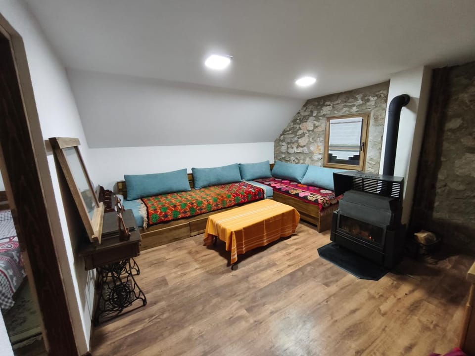 Family Apartment Na krovu svijeta Apartment in Federation of Bosnia and Herzegovina
