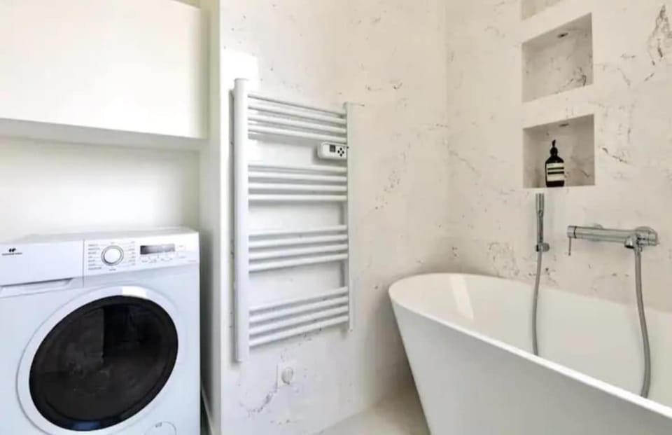 Appartement 2 pieces Boulogne-Billancourt Apartment in Issy-les-Moulineaux
